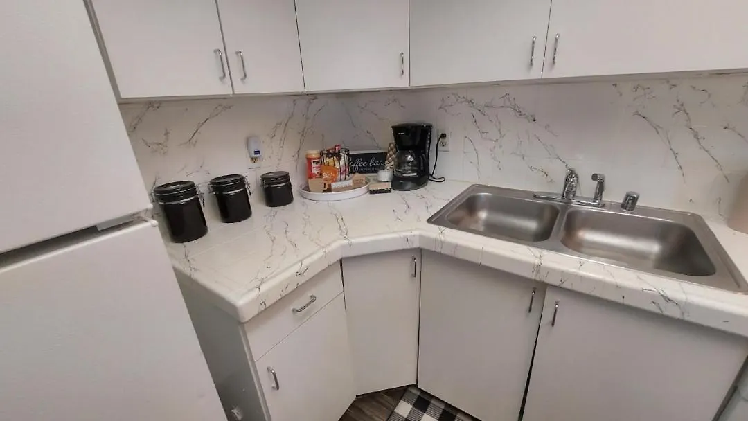 Strip View Condo Near Convention Center 라스베이거스 0*,